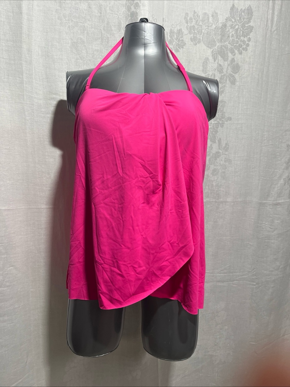 Women’s Swim Camisole Halter Top - Hot Pink with support   Size XL.  1082